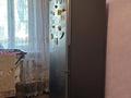 3-комнатная квартира · 57 м² · 1/5 этаж, Майкудук, 13й микрорайон 7 за 16 млн ₸ в Караганде, Алихана Бокейханова р-н