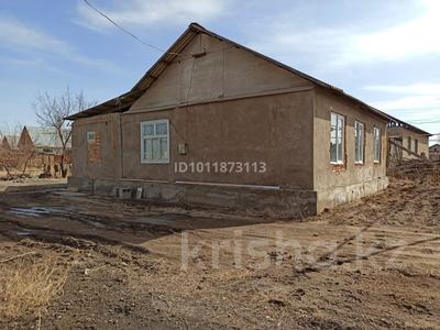 Отдельный дом · 5 комнат · 80 м² · 11 сот., Ахмет кадырова 108 — Возле магазина южный за 13.5 млн ₸ в Чундже