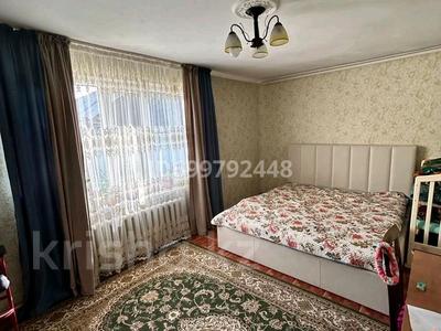 Продажа домов и дачи в Алматинской обл.: Отдельный дом · 4 комнаты · 87 м² · 10.5 сот., 7 я линия 128 за 34.2 млн 〒 Отдельный дом · 4 комнаты · 87 м² · 10.5 сот., 7 я линия 128 за 34.2 млн 〒 в Казцик