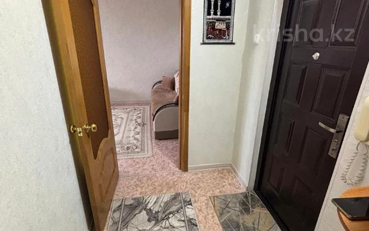 2-комнатная квартира · 50 м² · 6/9 этаж, мкр 12 за 19 млн ₸ в Актобе — фото 2