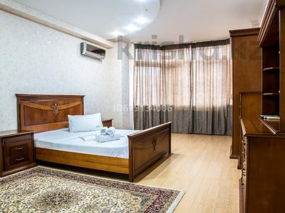 3-комнатная квартира, 85 м², 5/6 этаж посуточно, Сатпаева 2Г за 18 000 〒 в Атырау