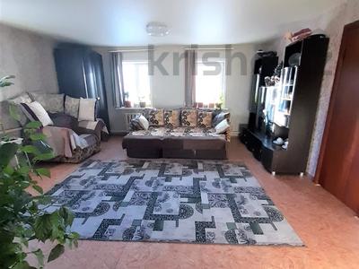 Продажа домов и дачи в Карагандинской обл.: Отдельный дом · 4 комнаты · 71 м² · 10 сот., Пришахтинск, Куйбышева за 12 млн 〒 Отдельный дом · 4 комнаты · 71 м² · 10 сот., Пришахтинск, Куйбышева за 12 млн 〒 в Караганде, Алихана Бокейханова р-н