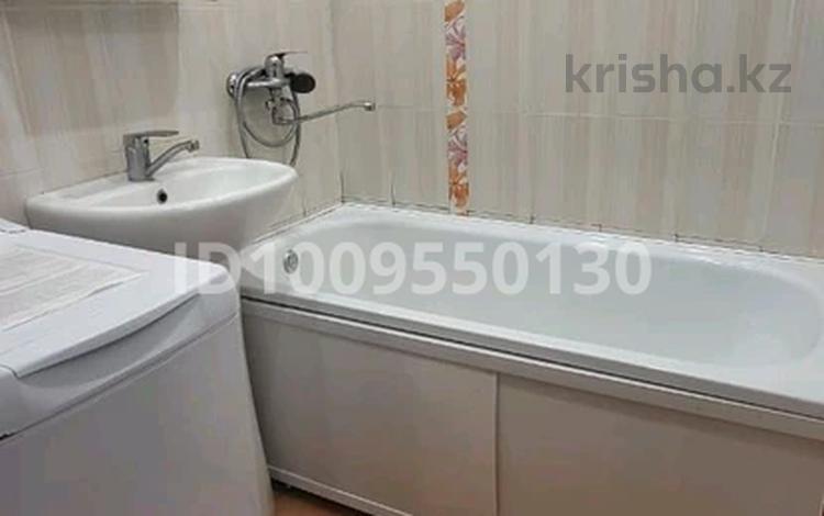 3-комнатная квартира · 64 м² · 1/5 этаж, Бектурова 56/1 за 300 000 ₸ в Павлодаре — фото 2