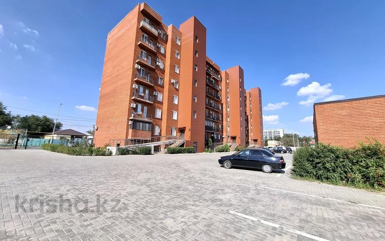 3-бөлмелі пәтер · 76.2 м² · 7/7 қабат, Жансугурова 6, бағасы: 38 млн ₸ в Атырау — фото 2