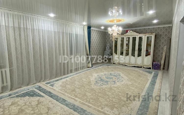 Отдельный дом · 5 комнат · 250 м² · 10 сот., Салим Салахиев 20 — Музыкалный школа за 30 млн 〒 в Жанаозен — фото 2