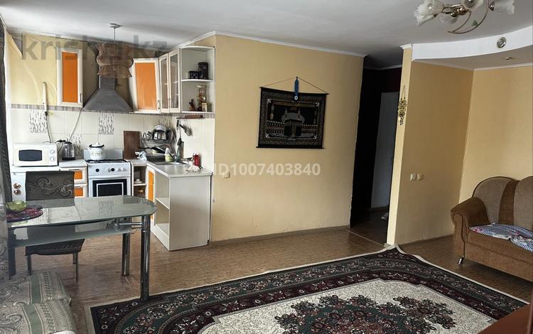 2-бөлмелі пәтер · 35 м² · 2/3 қабат, Толқын ш/а., Азаттык 134 — Маметова, бағасы: 100 000 ₸ в Атырау, мкр Толкын — фото 2