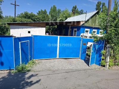 Отдельный дом · 4 комнаты · 60 м² · 10 сот., Матросова 4 — Центральный базар за 22 млн 〒 в Талдыкоргане