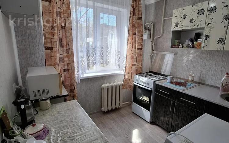 1-комнатная квартира · 32.4 м² · 1/5 этаж, Нурсултана Назарбаева 244 за 13 млн ₸ в Петропавловске — фото 2