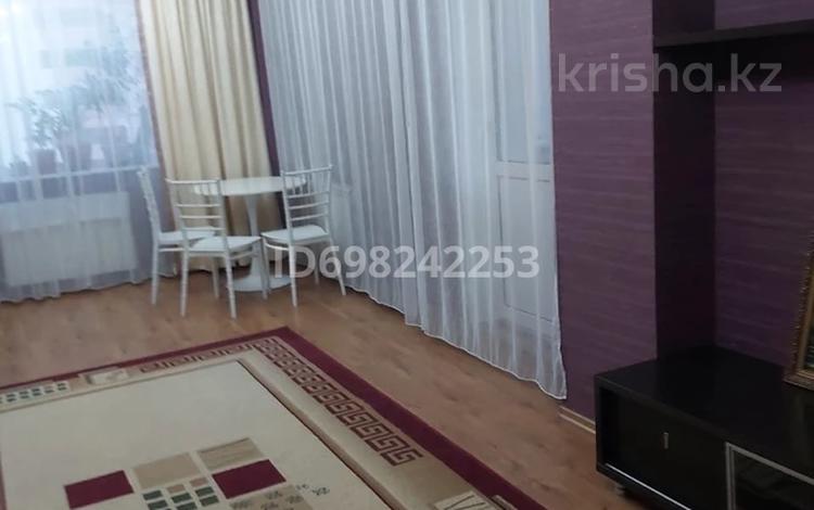 3 комнаты · 95 м² · 3 этаж, Қабанбай Батыр 49 — Ұлы Дала даңғылы за 65 000 ₸ в Астане, Нура р-н — фото 2