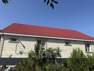 Отдельный дом · 4 комнаты · 250 м² · 8 сот., мкр Рахат 264 — Байжанова за 68 млн ₸ в Алматы, Алатауский р-н