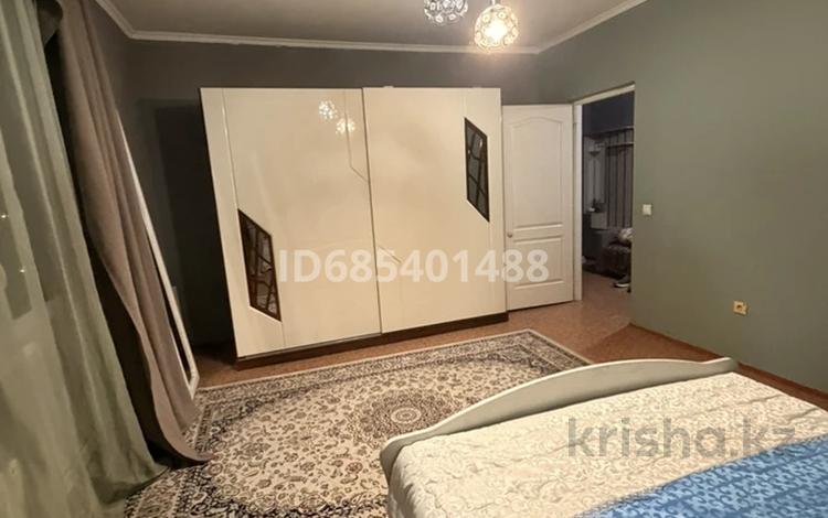 2-комнатная квартира · 65 м² · 8/9 этаж, мкр Аксай-1А, Мкр. Аксай 1А 32 — Момышулы за 250 000 ₸ в Алматы, Ауэзовский р-н — фото 69