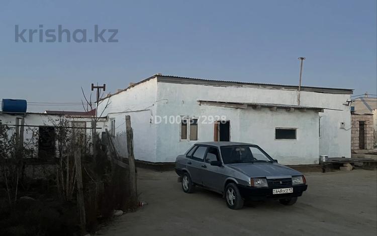 Жеке үй · 2 бөлме · 100 м², 4 20 — Мешыт магазин аптека супермаркет жане тагы баска жерлерге оте жакын, бағасы: 7.5 млн ₸ в Батыре — фото 6