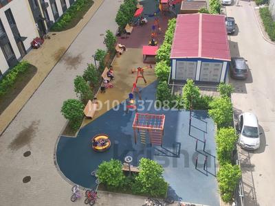 3-бөлмелі пәтер · 72 м² · 6/9 қабат, Жумекен Нажимеденов 54/1, бағасы: 45 млн ₸ в Астане, Сарайшык р-н