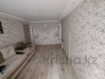 3-комнатная квартира · 61 м² · 3/5 этаж, 40л Победы за ~ 13.9 млн 〒 в Шахтинске