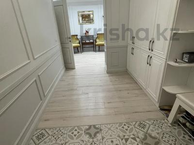 4-бөлмелі пәтер · 140 м² · 5/16 қабат, мкр Юго-Восток, Республики 42, бағасы: 65 млн ₸ в Караганде, Казыбек би р-н
