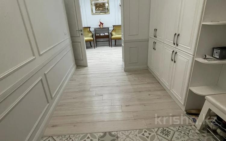 4-бөлмелі пәтер · 140 м² · 5/16 қабат, мкр Юго-Восток, Республики 42, бағасы: 65 млн ₸ в Караганде, Казыбек би р-н — фото 2
