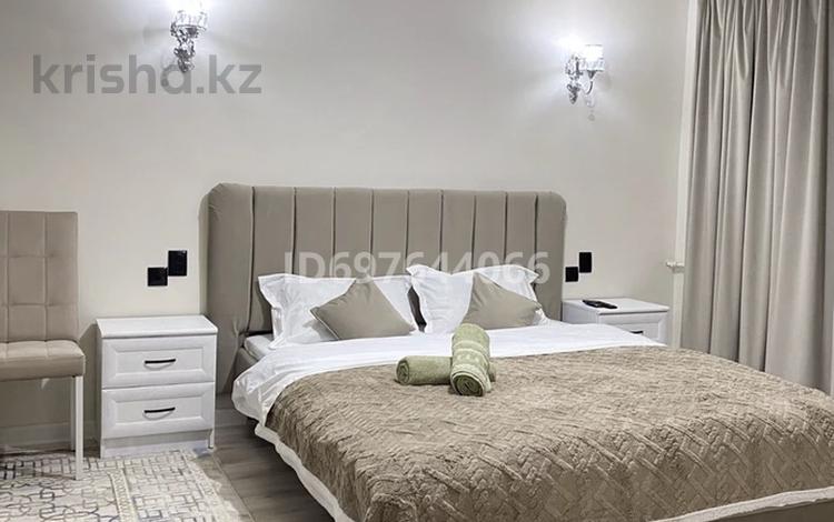 1-комнатная квартира · 70 м² · 9/18 этаж, Навои 208/2 — Торайгырова за 20 000 ₸ в Алматы, Бостандыкский р-н — фото 2