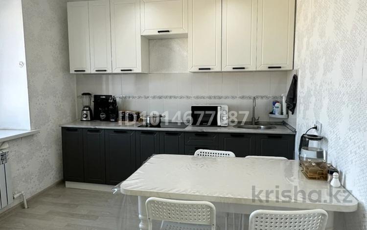 2-комнатная квартира · 57 м² · 10/10 этаж, мкр. Алтын орда, Мангилик Ел 20 к1-кв55 — Мангилик ел ,Мустафа Шокай за 21.8 млн ₸ в Актобе — фото 2