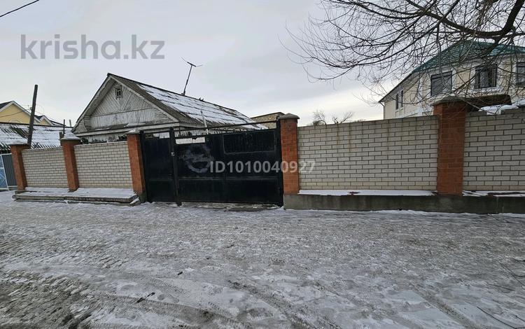 Часть дома · 3 комнаты · 55 м² · 6.2 сот., Кунаева 113 — Кунаева пересечение Кулумбетова за 25 млн 〒 в Актобе, мкр. Курмыш — фото 2