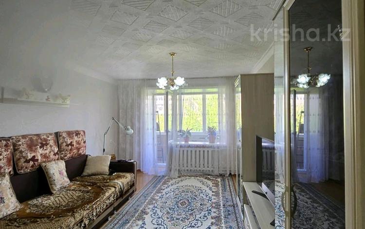 3-комнатная квартира · 60 м² · 4/5 этаж, Победы за 25 млн ₸ в Семее — фото 2