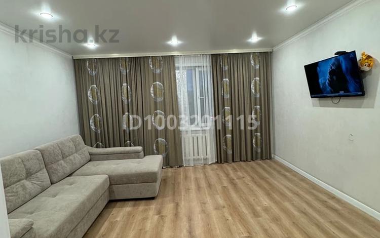 2-комнатная квартира · 54.4 м² · 4/5 этаж, 15 микрорайон 27Б — Ауэзова, Океан за 25 млн ₸ в Семее — фото 2