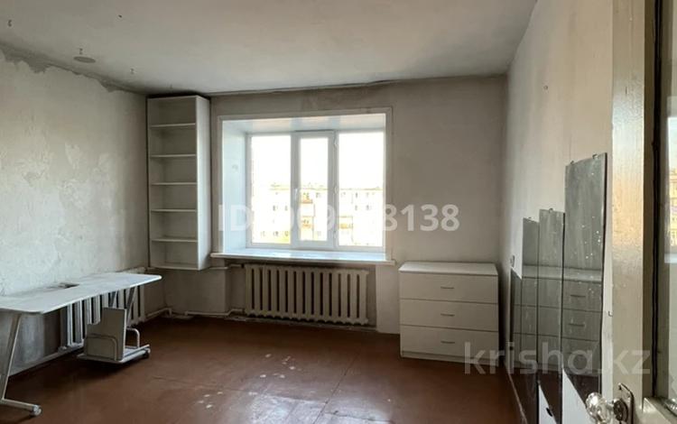 1-бөлмелі пәтер · 33 м² · 5/5 қабат, мкр Фёдоровка , Орлова 101, бағасы: 8.5 млн ₸ в Караганде, Казыбек би р-н — фото 2
