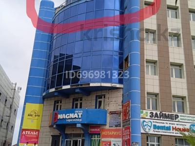 6-бөлмелі пәтер · 303.9 м² · 5/5 қабат, ул. Рыскулова 19, бағасы: ~ 57.3 млн ₸ в Шымкенте, Аль-Фарабийский р-н
