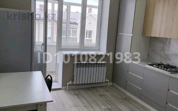 1-бөлмелі пәтер · 45 м² · 5/5 қабат, мкр. Алтын орда 13Е, бағасы: 17.5 млн 〒 в Актобе — фото 2