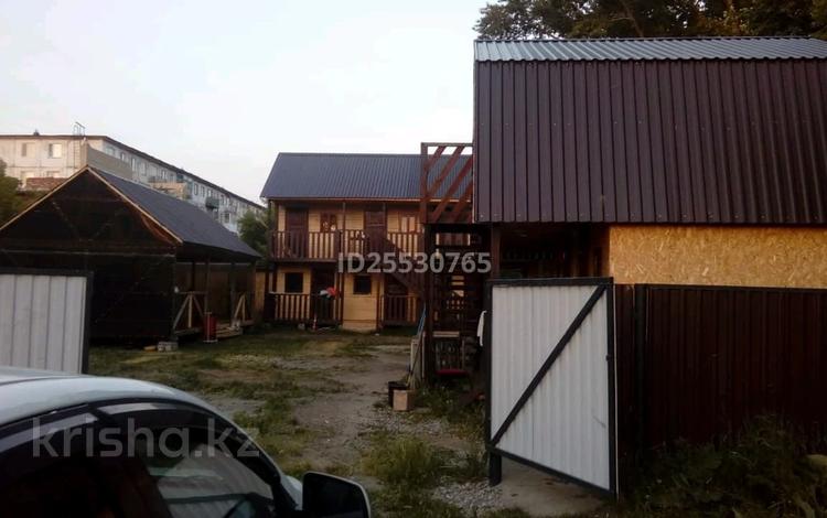 Жеке үй · 15 бөлме · 250 м² · 5 сот., Абая 3а — Кенесары, бағасы: 50 млн 〒 в Бурабае — фото 23