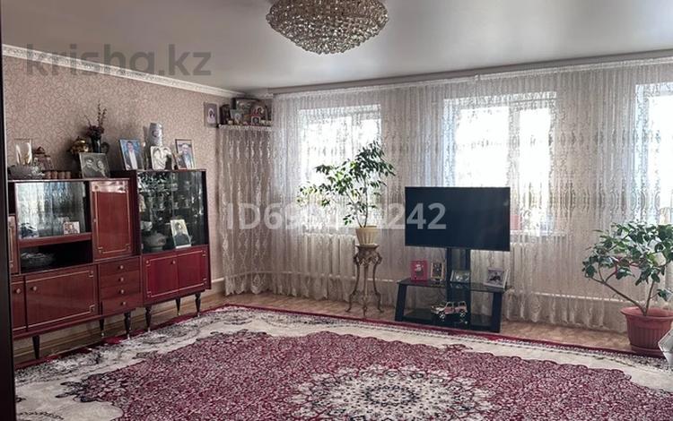 Отдельный дом · 6 комнат · 200 м² · 15 сот., Кеменгерулы 126 за 37 млн ₸ в Астане, р-н Байконур — фото 6