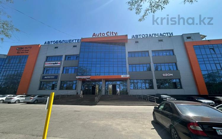 Свободное назначение, офисы, магазины и бутики, склады, общепит, салоны красоты, сельское хозяйство, фитнес и спорт, медцентры и аптеки, образование, конференц-залы, кабинеты и рабочие места, студии · 540 м² за 6.5 млн 〒 в Алматы, Ауэзовский р-н — фото 2