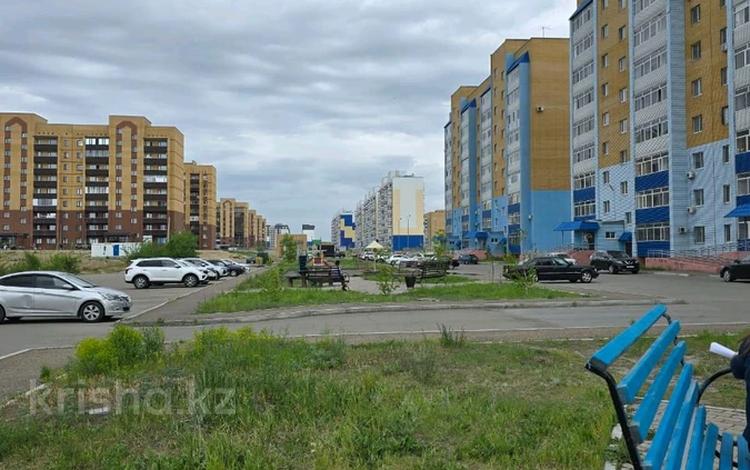 1-бөлмелі пәтер · 41 м² · 9/9 қабат, Карагайлы 48, бағасы: 21 млн ₸ в Семее — фото 2