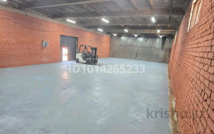 Свободное назначение · 270 м² за 405 000 ₸ в Актобе, мкр Жилгородок — фото 2