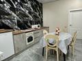 2-бөлмелі пәтер · 86 м² · 8/10 қабат, 12 ш/а., бағасы: 65 млн ₸ в Актобе, мкр 12