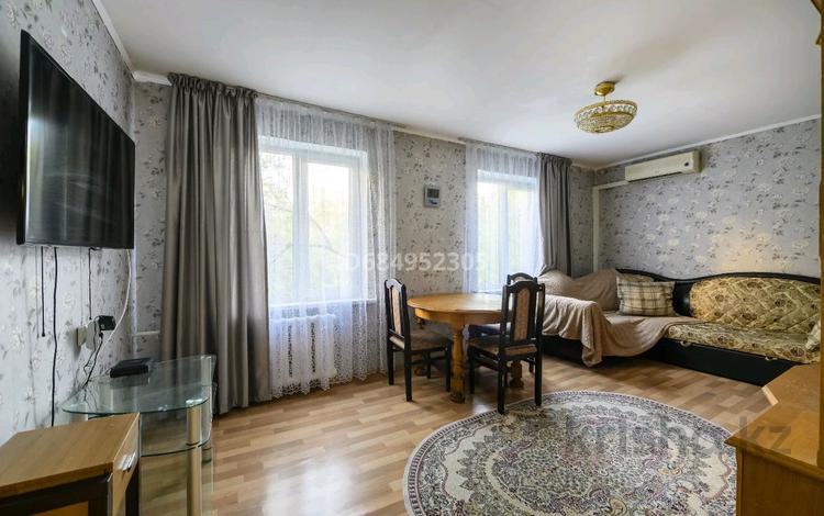 3-бөлмелі пәтер · 60 м² · 4/4 қабат, мкр Самал-3 107/2 — Кажымухана, бағасы: 600 000 ₸ в Алматы, Медеуский р-н — фото 3