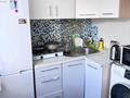 2-комнатная квартира · 48 м² · 4/5 этаж, Майкудук, Майкудук, 13й микрорайон 16 — Остановка Автостанция. Школа 54 Жумабек Ташенев. Супермаркет Аян. за 12.5 млн ₸ в Караганде, Алихана Бокейханова р-н — фото 6