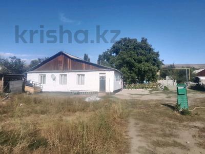 Жеке үй · 8 бөлме · 250 м² · 55 жүзд., Алпысбаев 34 — ТАЛДЫ ЛЕСНОВКА, бағасы: 62 млн ₸ в Жаркенте