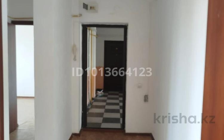 2-комнатная квартира · 51 м² · 5/5 этаж, мкр Арай-2, Арай-2 ш/а. — Тараз арена назарбаев мектептің қасында за 90 000 ₸ — фото 2