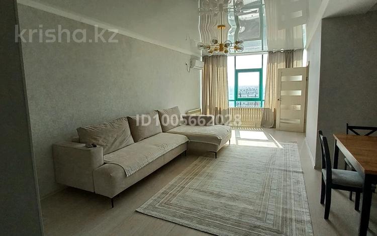 2-комнатная квартира · 70 м² · 13/25 этаж, мкр 11 112г за 250 000 ₸ в Актобе — фото 2