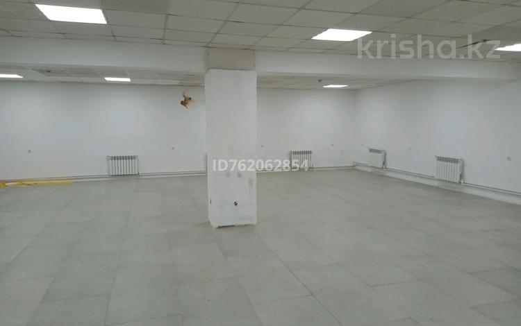 Дүкендер мен бутиктер · 140 м², бағасы: 350 000 ₸ в Костанае, Микрорайон Северный — фото 2