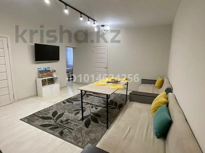 3-комнатная квартира · 88.11 м² · 17/17 этаж, Жандосова 150/3 за 30 000 ₸ в Алматы, Ауэзовский р-н