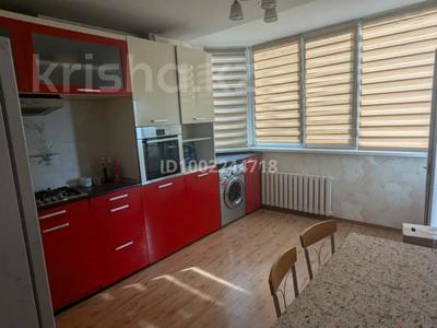 Аренда квартир в Алматы: 3-комнатная квартира · 86 м² · 7/10 этаж, мкр Жетысу-4 — Абая-Момышулы за 350 000 〒 3-комнатная квартира · 86 м² · 7/10 этаж, мкр Жетысу-4 — Абая-Момышулы за 350 000 〒 в Алматы, Ауэзовский р-н