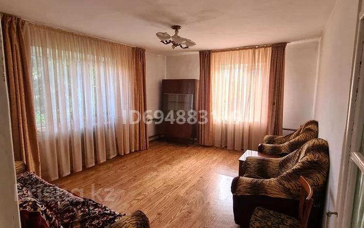 Отдельный дом · 4 комнаты · 70 м² · 10 сот., Металлургов 23 — Пересечение ул.Панфилова за 6 млн ₸ в Алтае — фото 2