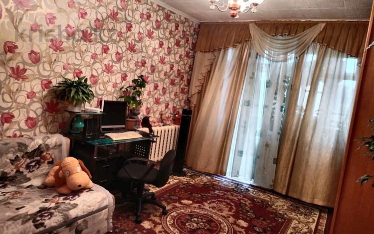 2-комнатная квартира, 50 м², 5/5 этаж, Назарбаева 75/1 за 14.3 млн 〒 в Павлодаре — фото 2