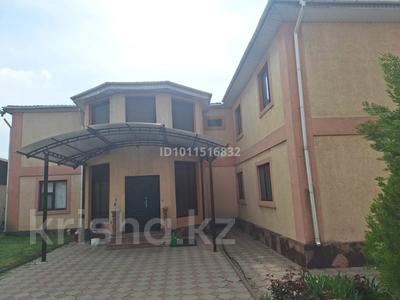 Жеке үй · 8 бөлме · 254 м² · 6 сот., мкр Таусамалы, Рыскулова 136, бағасы: 175 млн ₸ в Алматы, Наурызбайский р-н