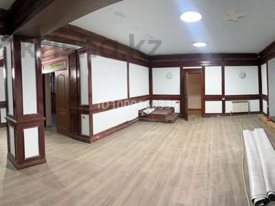 Часть дома · 4 комнаты · 20 м² · 12 сот., мкр №4 121 — Абай Момышулы за 150 000 ₸ в Алматы, Ауэзовский р-н