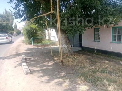Отдельный дом · 4 комнаты · 120 м² · 6 сот., Б.Үсенов 59 — Базар жанында бизнес бастап дамытуға өте қолайлы жер за 11 млн ₸ в Бауыржан Момышулы