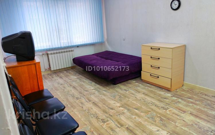 1-комнатная квартира · 34 м² · 1/5 этаж, Б. Гагарина 19/1 — Остановка Б. Гагарина за 120 000 ₸ в Усть-Каменогорске, Ульбинский — фото 3