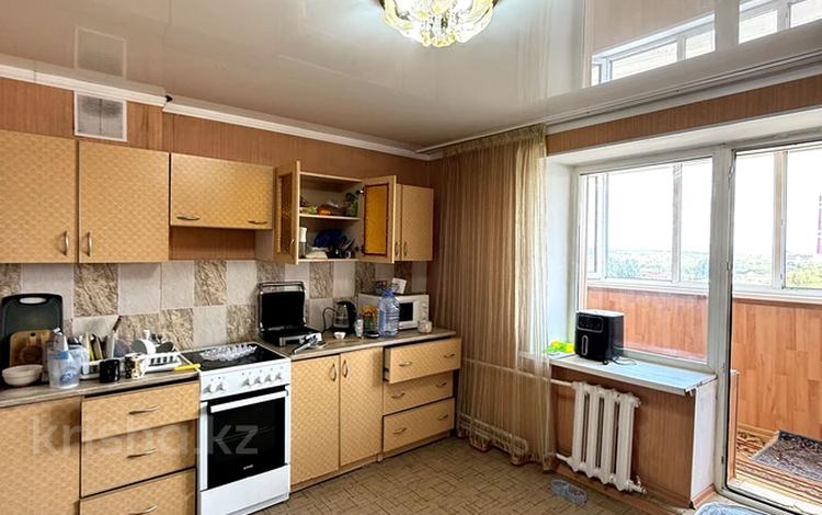 3-комнатная квартира · 75 м² · 10/11 этаж, проспект Сатпаева 18 за 29.5 млн ₸ в Усть-Каменогорске — фото 29