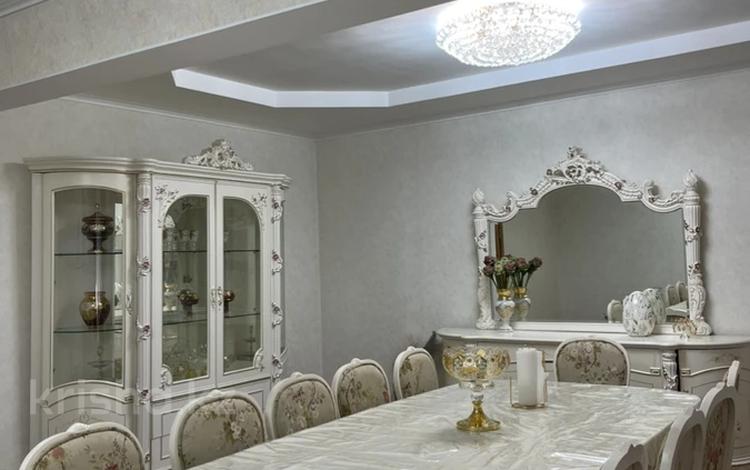 Дом · 6 комнат · 250 м², Маргулан 11 — Байтурсынова,Рыскулова,мкр Наурыз за 50 000 〒 в Шымкенте, Туран р-н — фото 13